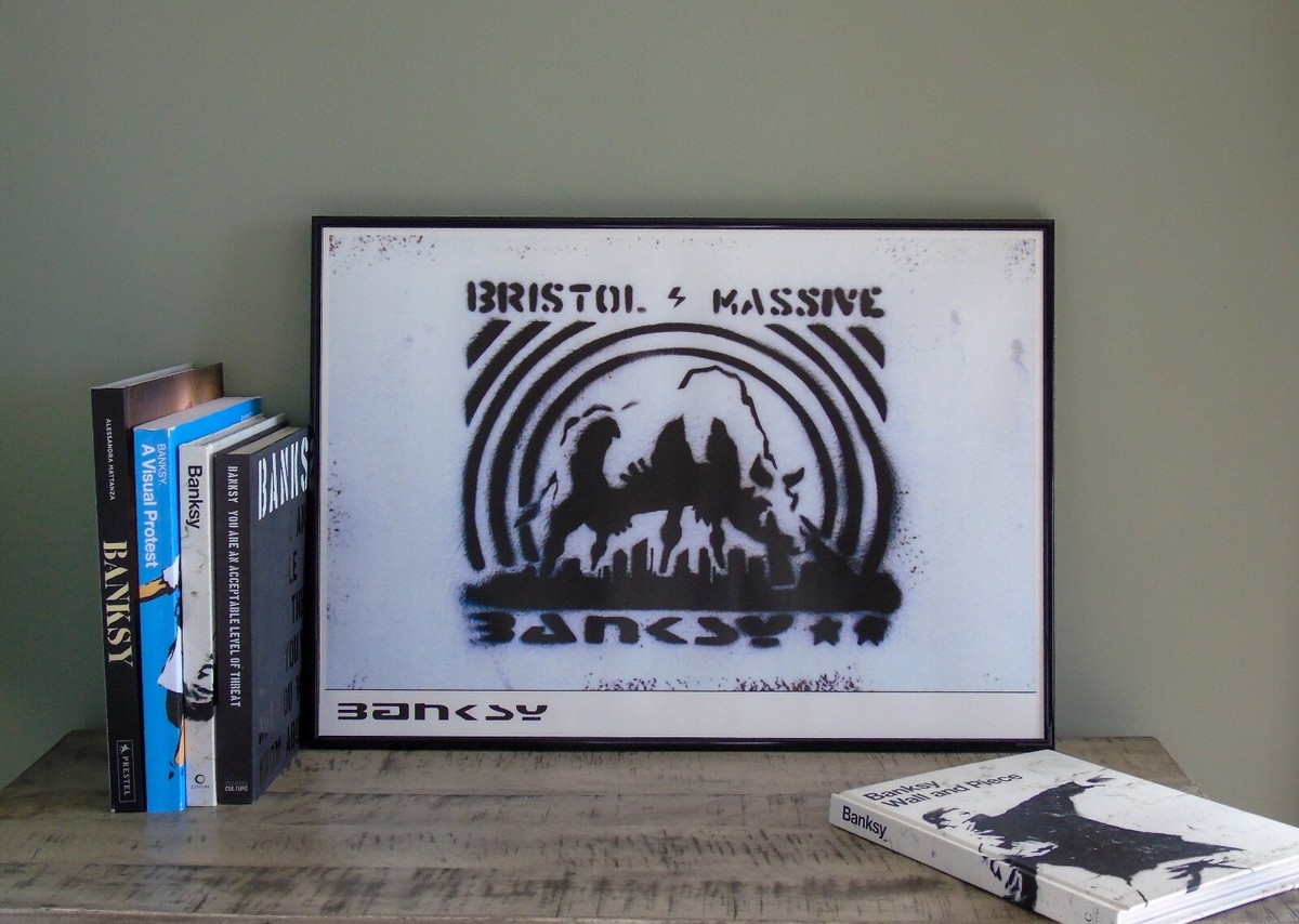 Banksy basnksy bristol Michelangelos David Suicide Bomber 2009