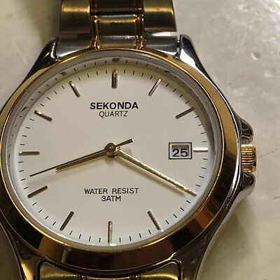 Seconda Mens Watch NEW BATTERY 