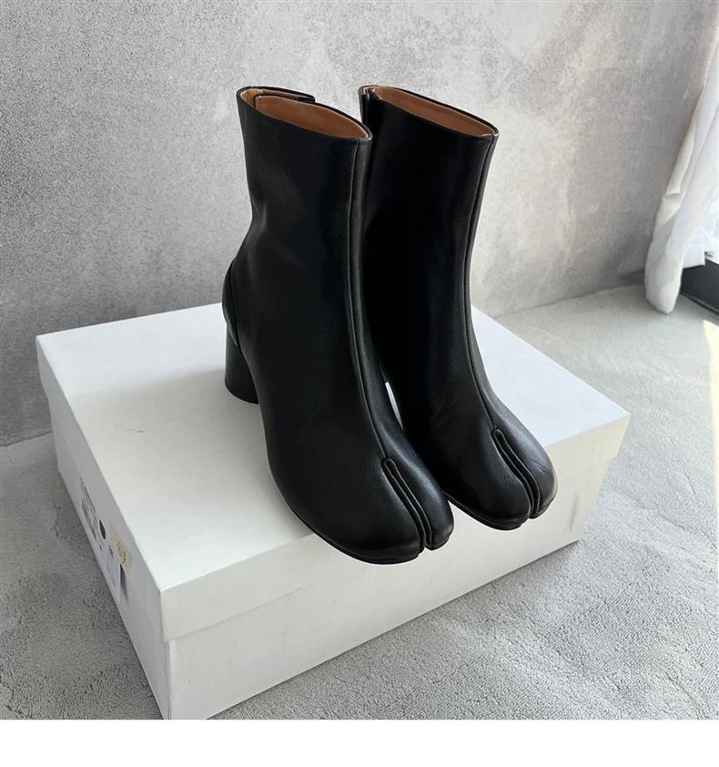 Maison Margiela tabi Boots Black EU Size 2.9