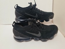 vapormax triple black flyknit