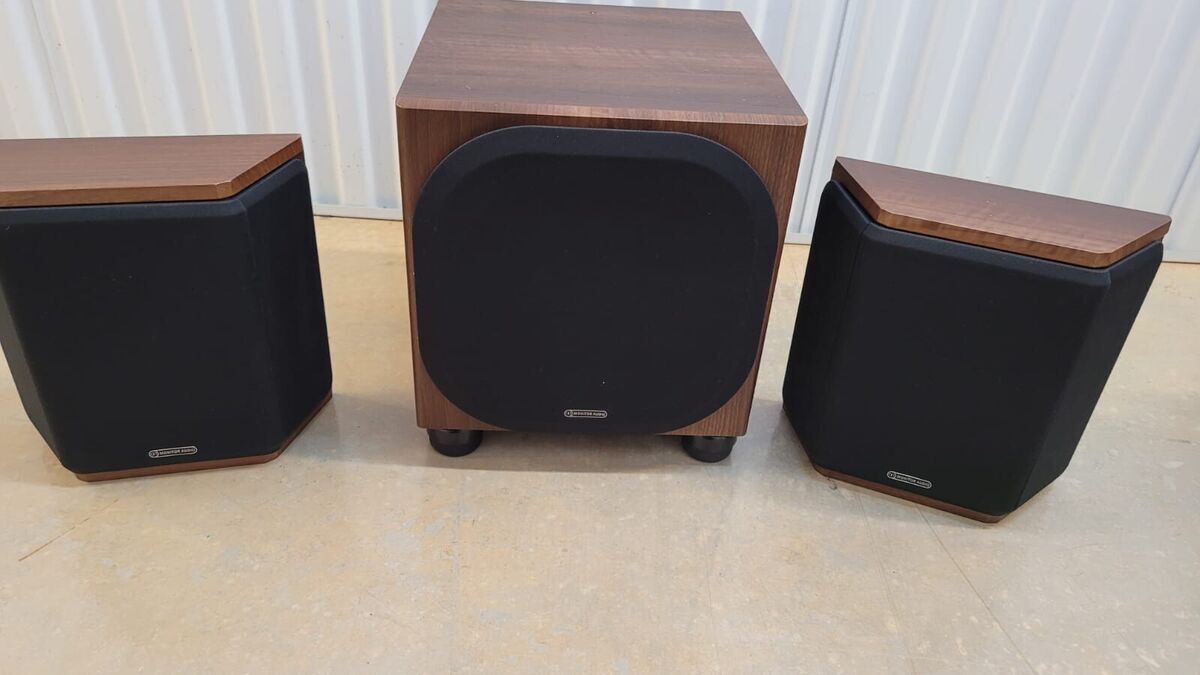 MONITOR AUDIO BRONZE W10 SUBWOOFER(1) WALNUT 6G AND 2 MONITOR AUDIO BRONZE W10 SUBWOOFER(1) WALNUT 6G AND 2