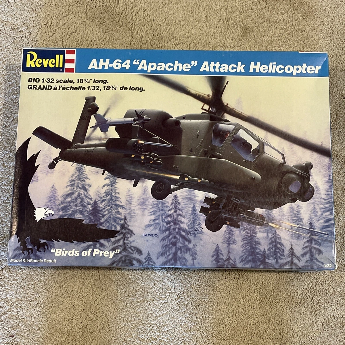 1 32 SCALE U.S. ARMY APACHE ATTACK HELICOPTER REVELL LEVEL 2. In Sealed Bags