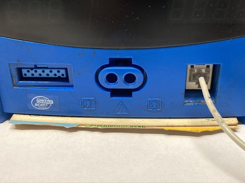 Dinamap V100 Vital Signs Monitor V100-NBAA-AXAA-XX GE Medical SN# SDT08390169SP - Picture 8 of 12