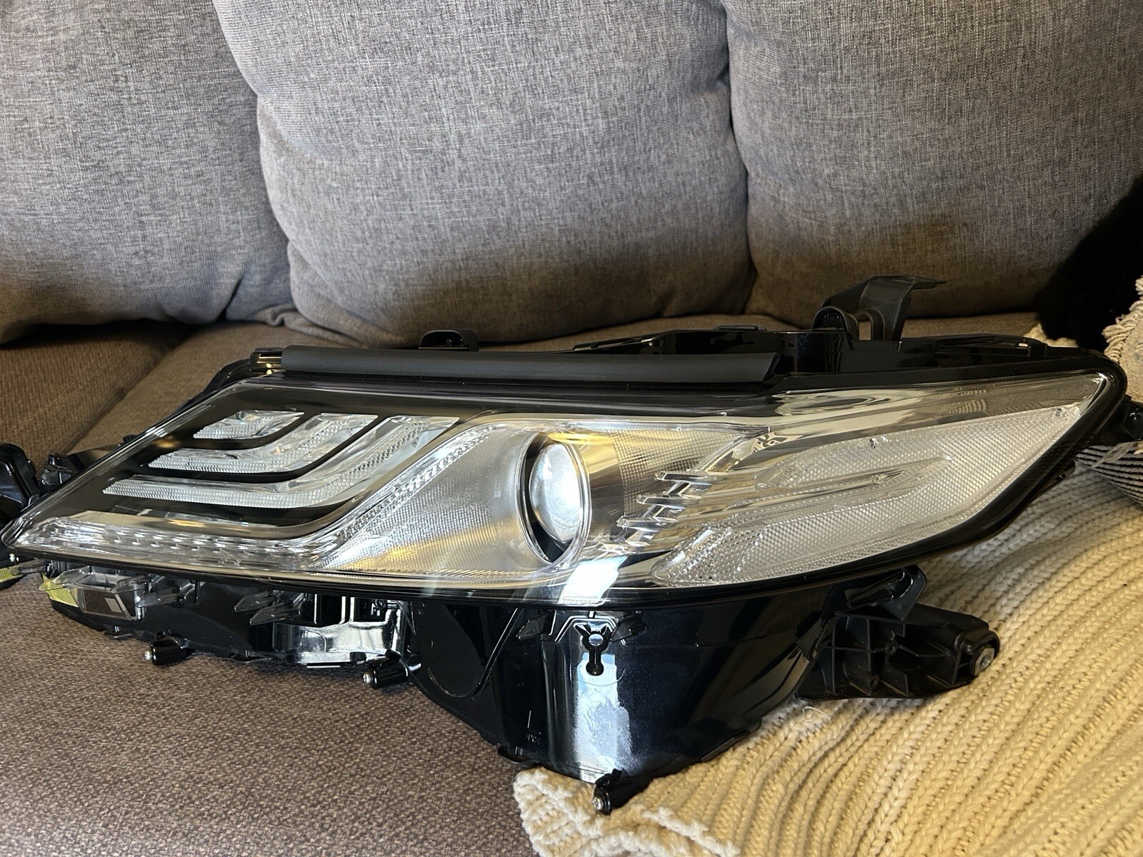 Picture 2 of 5