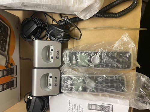 AT&T Home Phone Corded / Cordless 2 Handset Answering System CL84202 DECT 6.0 - Picture 4 of 17