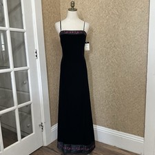 VTG Y2K 90s Black Velvet Velour Square Neck Rose Floral Formal Prom Dress