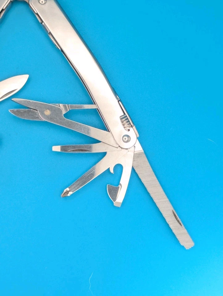 Navaja suiza Victorinox SwissTool Spirit X ¡Multiherramienta! ¡Con funda! Foto 3 de 4