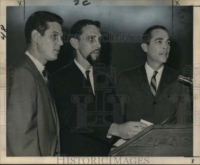 1965 Press Photo William Wessel and Criminal Courts symposium speakers confer