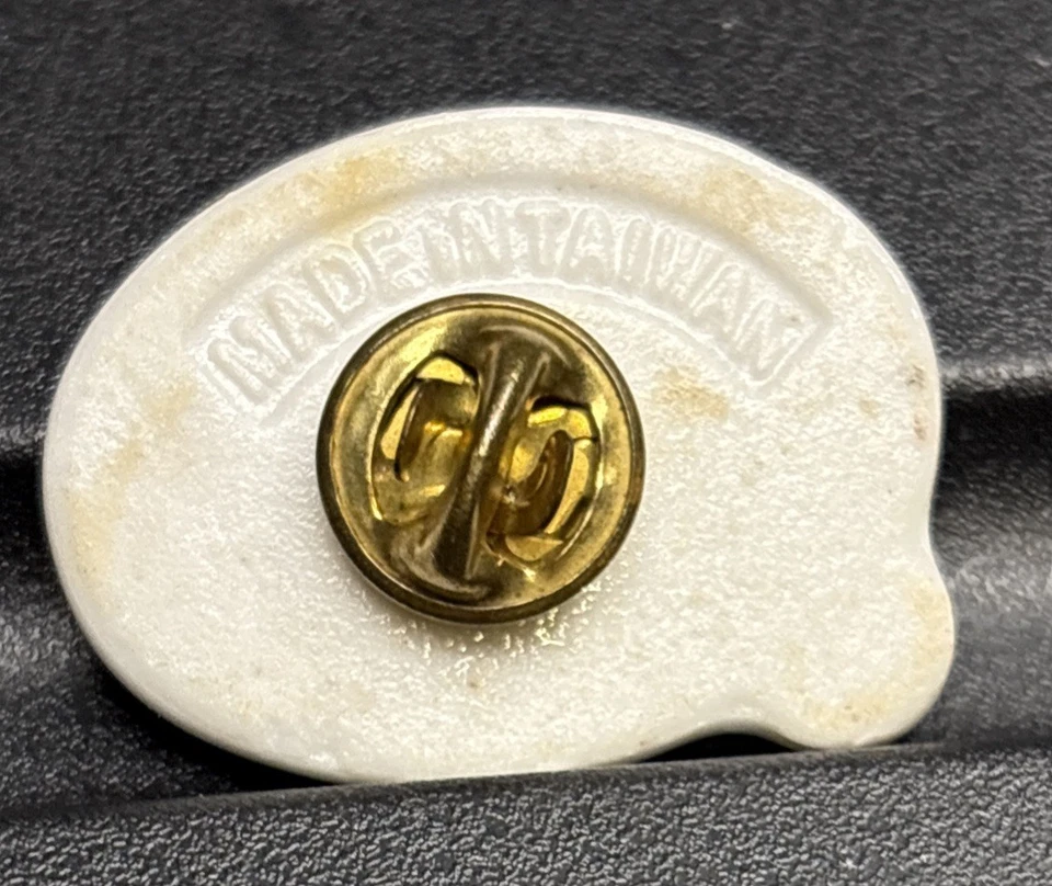 “Jesus Is The Reason For The Season” Ceramic Brooch Lapel Pin Holly Christmas - Image 3 of 4