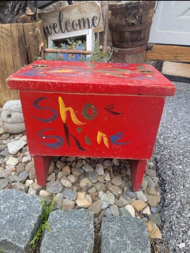  Folk Art Shoe Shine Box