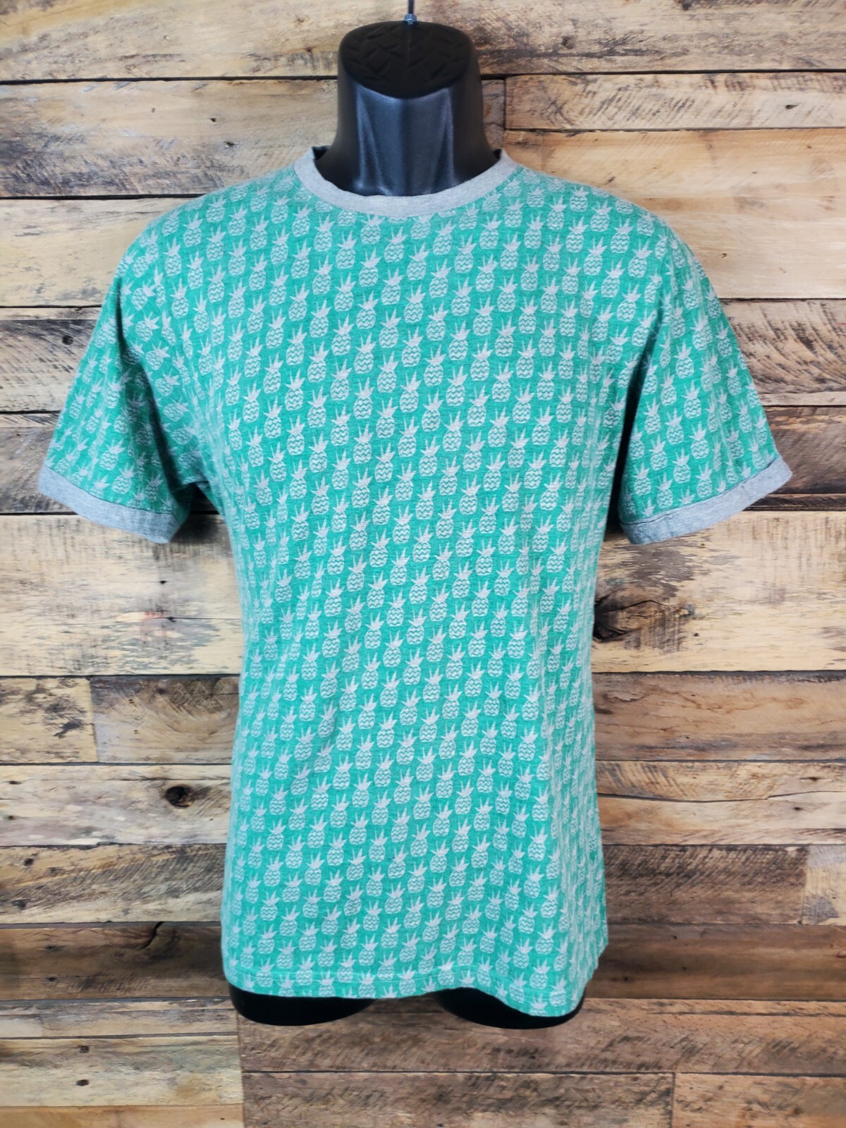 Native Code Tshirt Green Pineapple Designs Large … - image 2