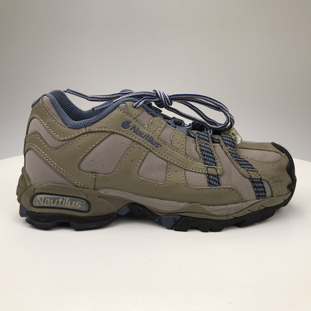 womens tan work shoes