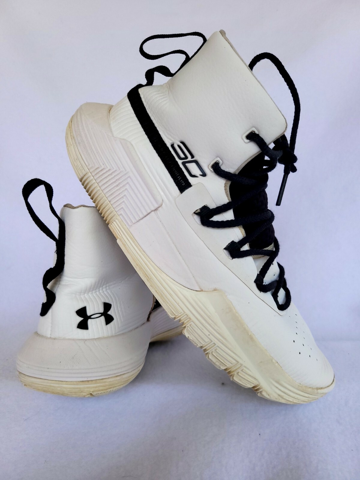 Under Armour Unisex-Child Grade School Steph Curry 3zer0 Iv Basketball Shoe  Big Kid 8-12 Years 5 Big Kid Royal 403/White 