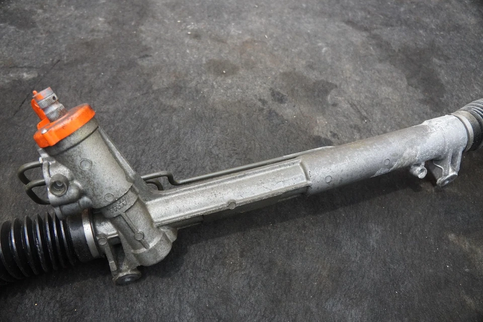 Portaequipajes y piñón de dirección 99734701108 OEM Porsche 911 997 2005-2013 Foto 4 de 4