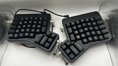 ErgoDox EZ Split Ergonomic Wired Keyboard Black English QWERTY Layout No Charger