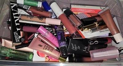 HUGE Lot / Bundle of Lipstick Lip Liner Balm Gloss Oil