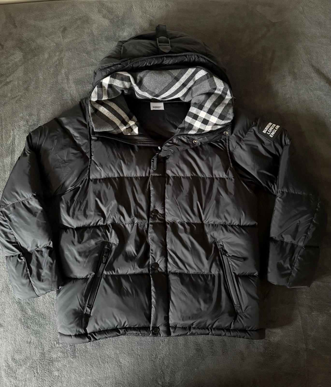 Burberry Men's Puffer Jacket Detachable Black - Picture 1 of 7
