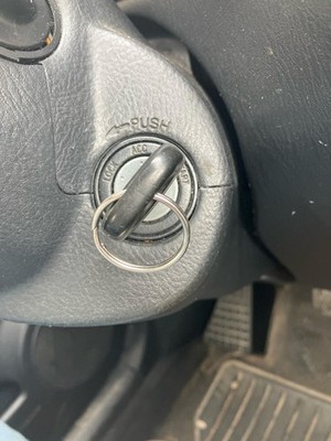 03-08 Toyota Matrix Ignition Switch(w/o Cyl& Key) Has Key