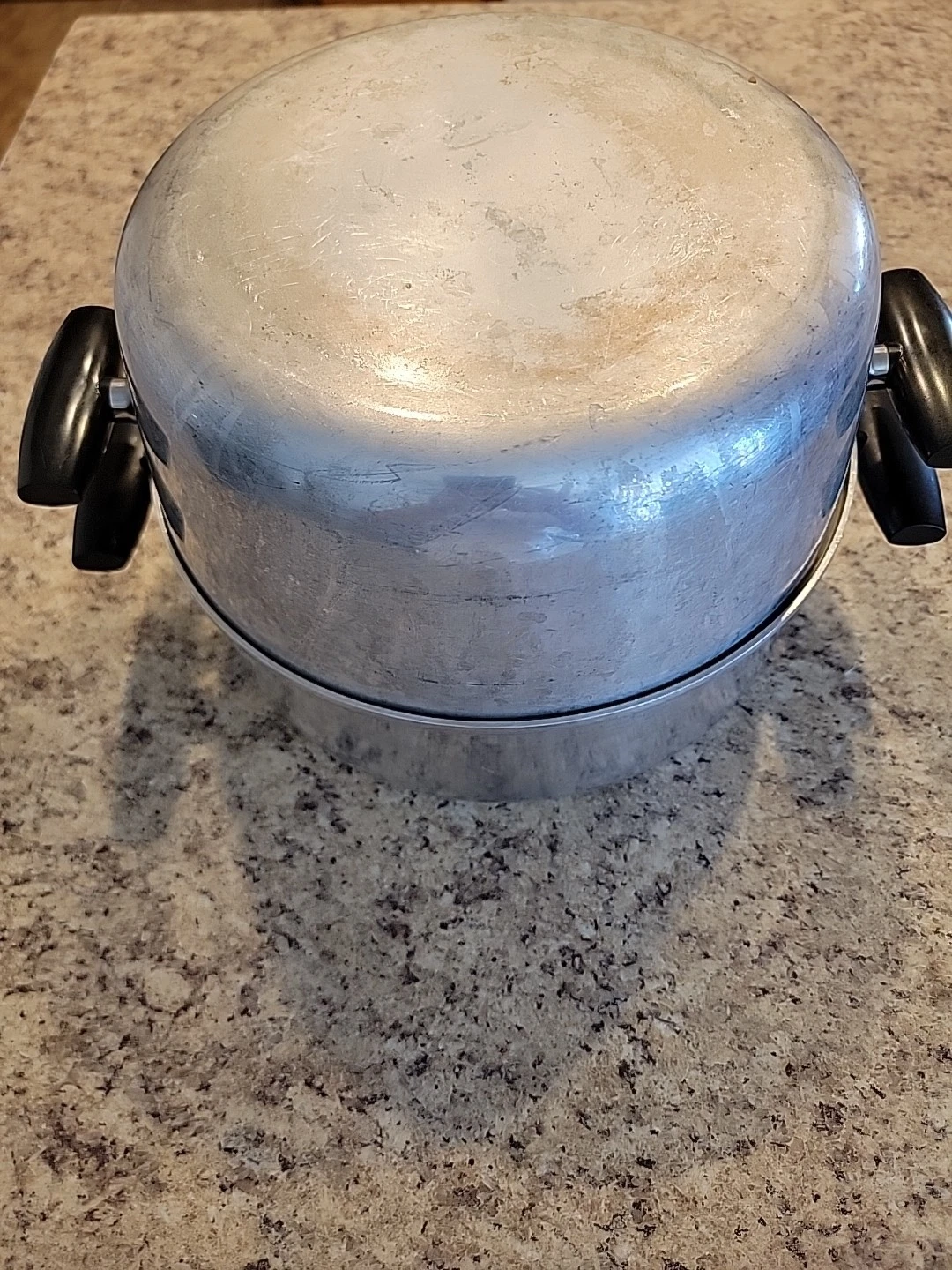 WEAR-EVER 854 Aluminum Dutch Oven 10"