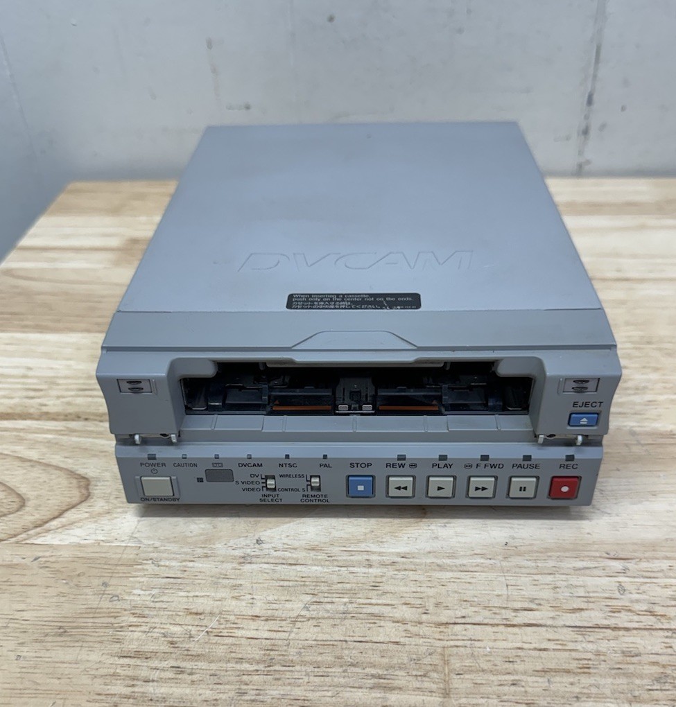 Sony DSR-11 Digital Video Cassette Recorder DVCAM Player | eBay Sony DSR-11 Digital Video Cassette Recorder DVCAM Player | eBay