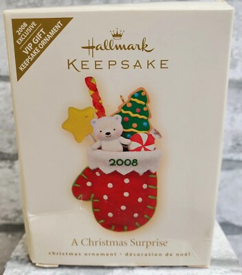 Hallmark Keepsake Ornament A Christmas Surprise Mitten Holiday Cookie 2008  