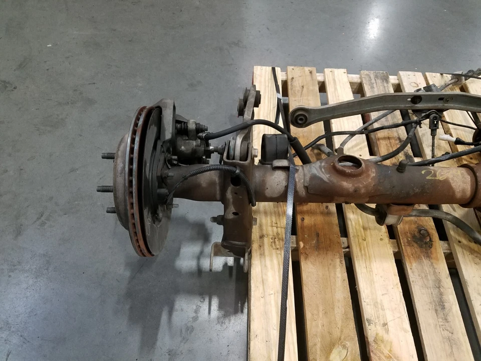 Conjunto de eje de freno de disco trasero Grand Marquis/Corwn Vic Victoria 2007 #2679 N7 Foto 4 de 4