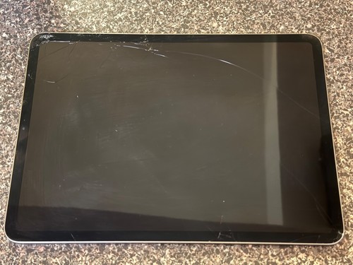 Apple iPad Pro 11-inch A1980 256 GB, Wi-Fi, 11 in MTXQ2LL/A - Space Gray