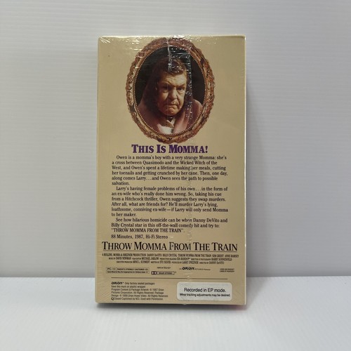 New Sealed Throw Momma From The Train VHS 1988 Movie Billy Crystal Danny DeVito - Picture 3 of 6