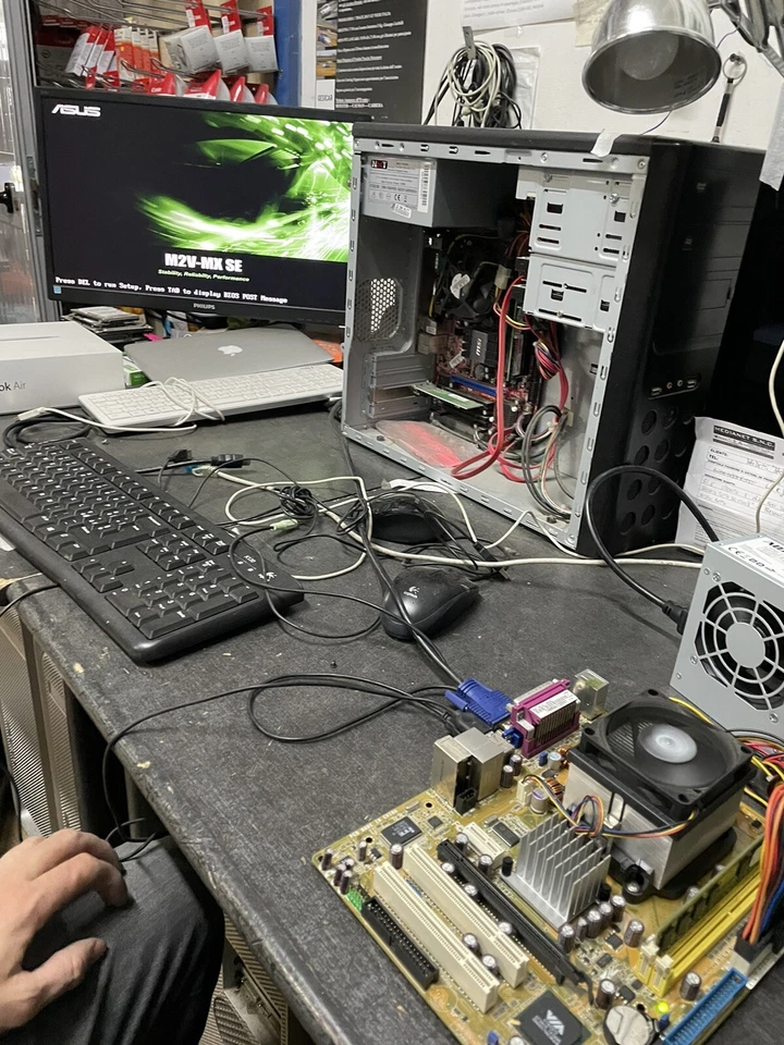 Scheda Madre Asus M2V-MX SE + CPU AMD Socket AM2 e Ram 2GB DDR2 - Immagine 4 di 4