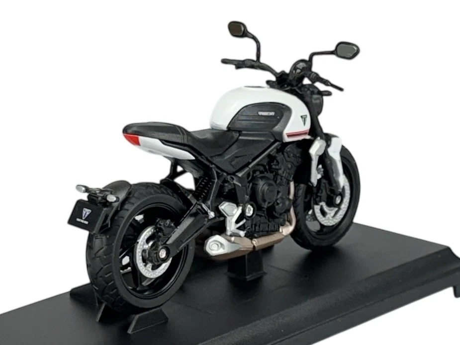 WELLY TRIUMPH TRIDENT 660 1:18 MOTORRAD DIE CAST MODEL NEU IM KASTEN 12860 - Bild 2 von 4