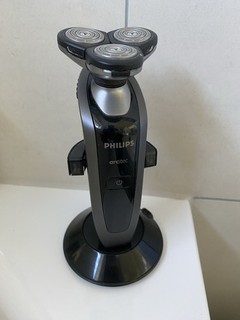 Philips arcitec RQ1050 Electric Shaver