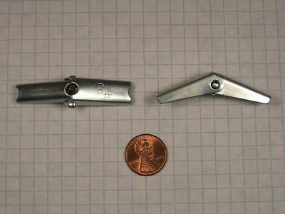 SPRING TOGGLE WING, #8-32 THREAD, STEEL, 9/16'' BORE, 2-1/8'' WIDTH, ZINC-PLATED
