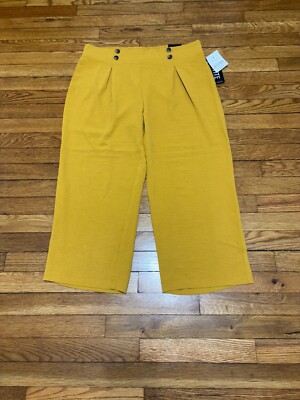 SOHO Apparel Women's Cropped Pants Size Petite Large PL Yellow Polyester NWT