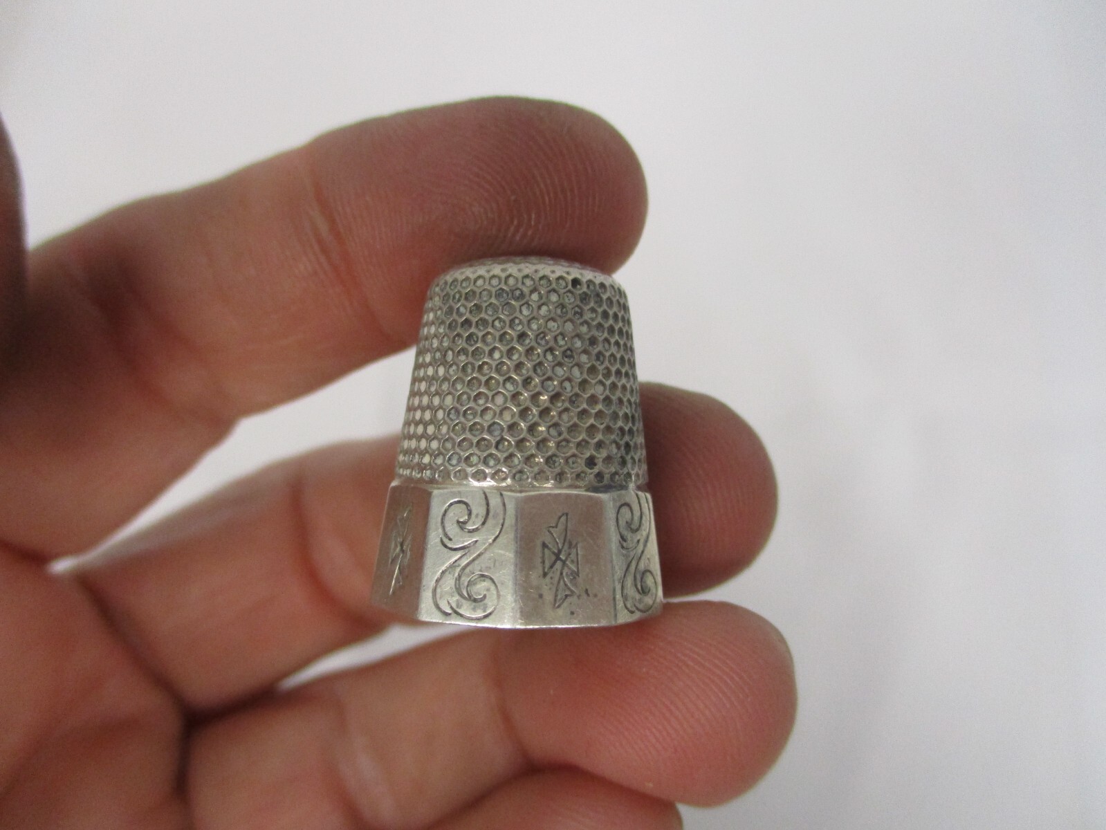 VINTAGE STERLING SILVER THIMBLE with STAR HALLMARK 9 eBay