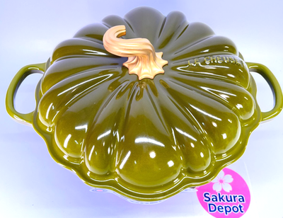 Le Creuset Signature Cocotte Pumpkin 24cm Olive Gold Knob