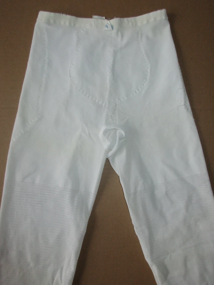 Faja modeladora vintage años 60 Sears pierna larga nailon lycra con panel frontal Foto 3 de 4