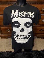 Men  s Medium Misfits T-Shirt New