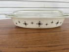 Vintage PYREX  Promo Black Compass W/Lid  1.5 Qt Oval Divided Casserole