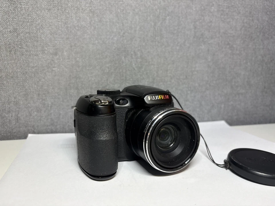 Fujifilm FinePix S2980, Foto 1 von 4