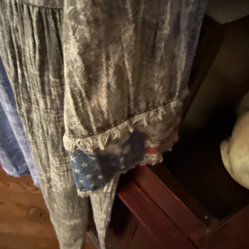 VESTIDO CINTURA CAÍDA LIBERTAD MARCA PÁJARO RARO DISEÑO RARO L/x Foto 4 de 4