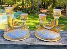 ✨1950s Jeanette Glass Co Floragold “Louisa” double candle stick holder pair✨