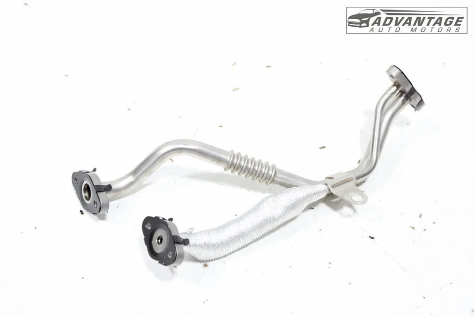 Cadillac XT4 2019-2023 2,0 L motor turbocompresor manguera de alimentación de aceite tubo OEM Foto 3 de 4