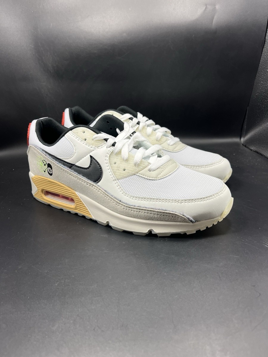Nike Men Sz 11 Air Max 90 SE DV3335-100 White Athletic  display picture 3
