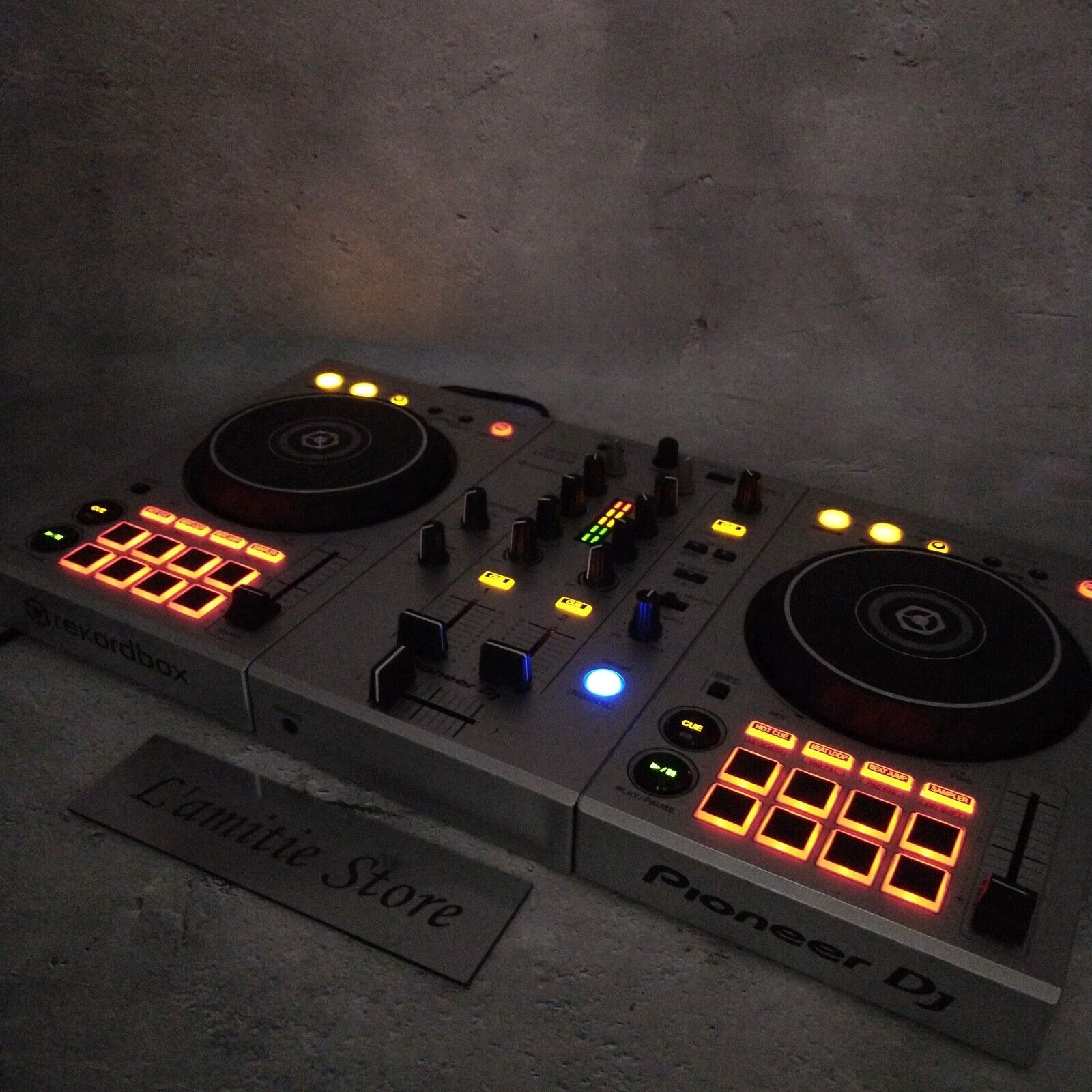 Pioneer DJ DDJ-400 with Original Box 2ch DJ Controller rekordbox DDJ400  Black