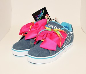 jojo siwa heelys