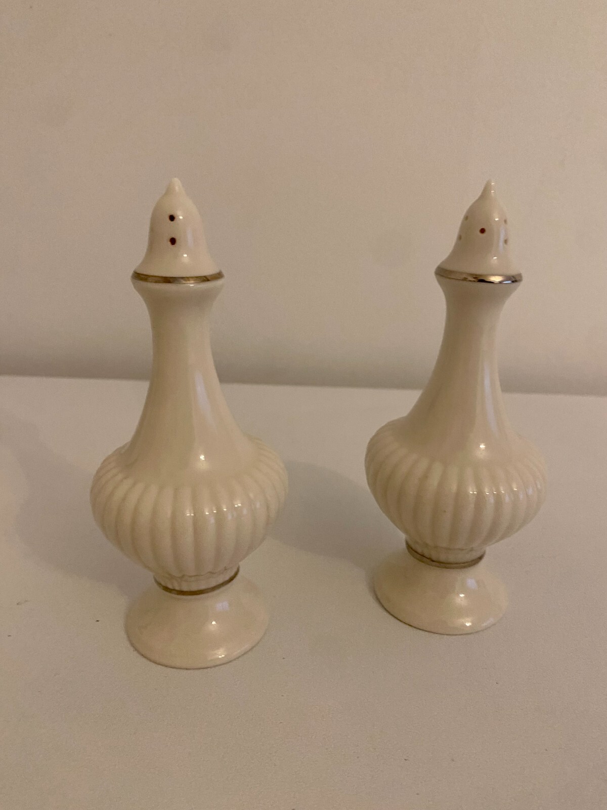 Lenox Essex Collection Salt and Pepper Shakers Set eBay
