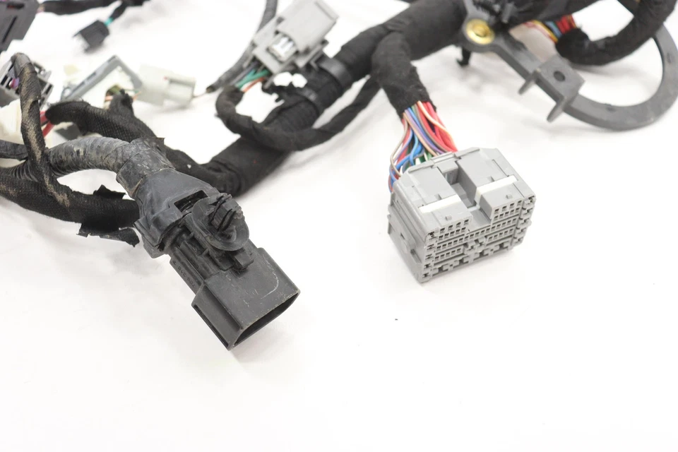 Chrysler Pacifica 2020 3,6 L tablero de instrumentos arnés de cableado OEM 68445826AC Foto 4 de 4