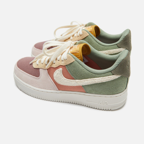 Nike Air Force 1 '07 LX verde aceite Terra rubor - tallas para mujer (FZ3782-386) - Imagen 4 de 7