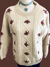 Vintage Jumper 1980s Wool Heavy Cable Knit Rose Detail Hand Knit Cottagecore M
