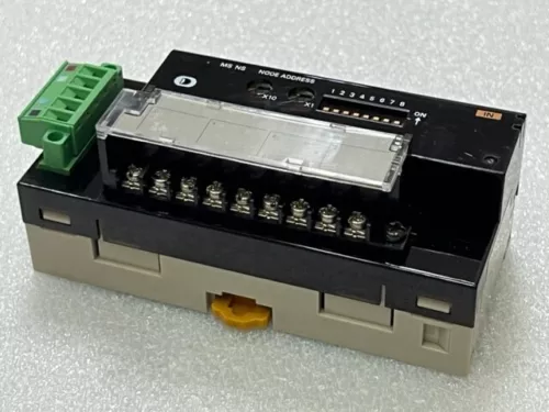 Omron DRT2-AD04-300 24VDC 0.09A Remote Analog Terminal Module Used